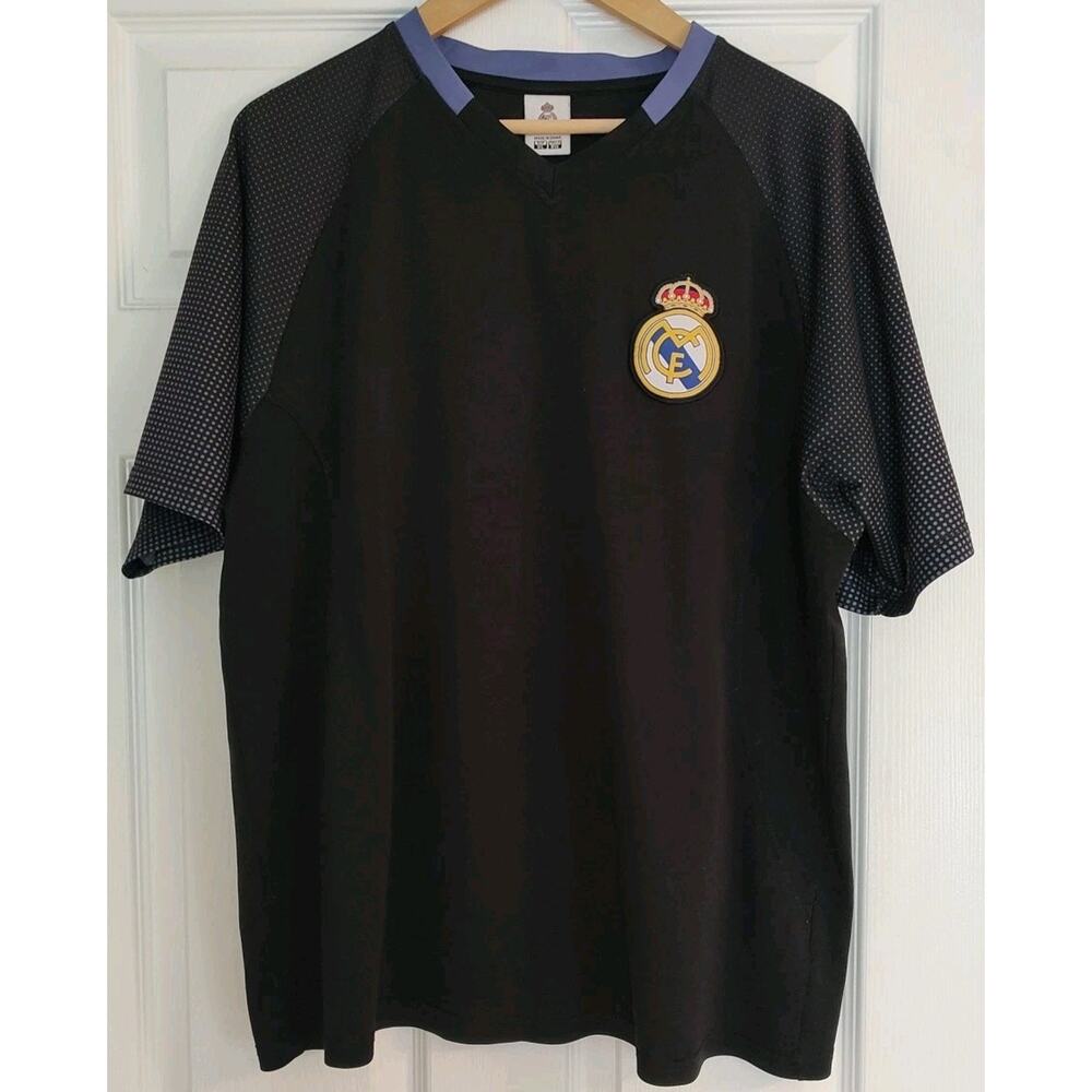 Men's Real Madrid Black Team Logo Soccer Jersey - XL